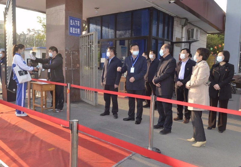 泰安市教育局 教育动态 宁阳县委书记毕黎明调研高中段学校毕业年级